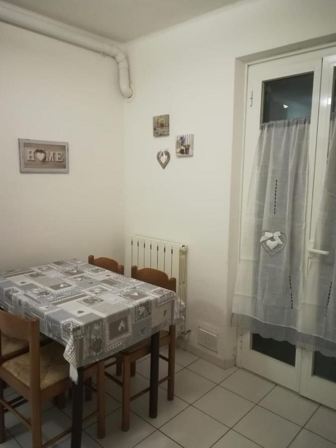 Отель La Casina Di Sonia Анкона Экстерьер фото