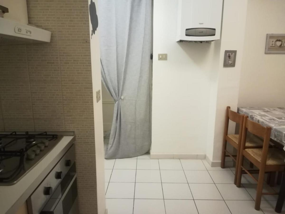 Отель La Casina Di Sonia Анкона Экстерьер фото